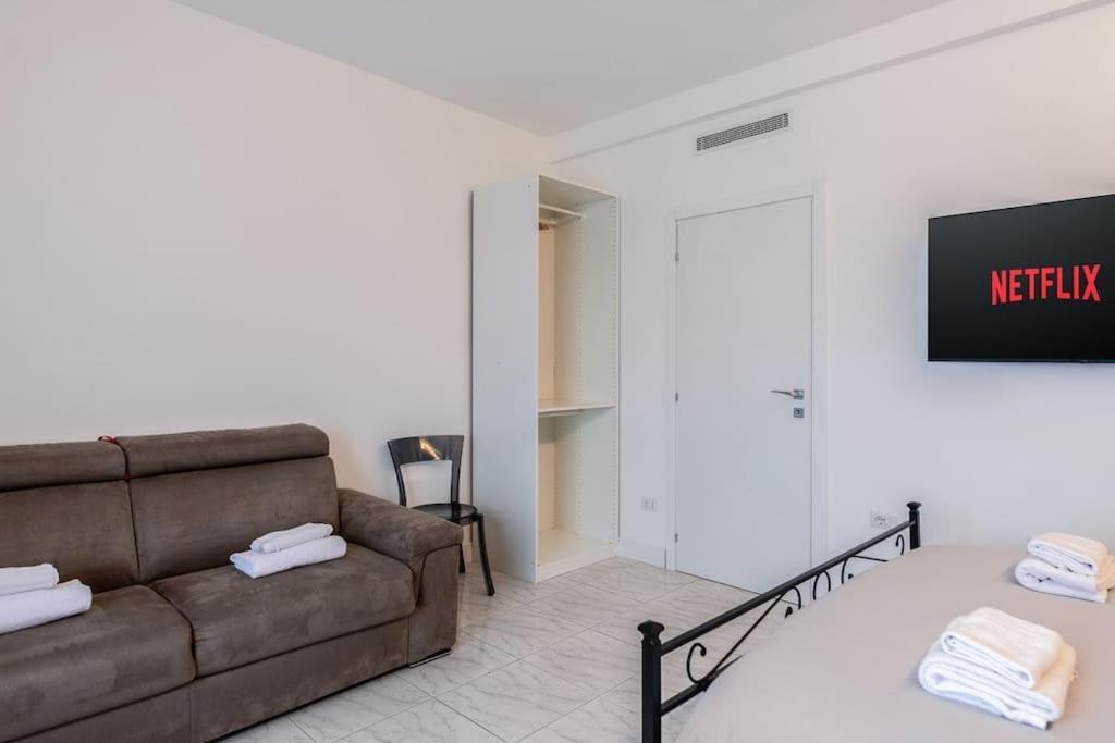 Comfort Suite In Milan Luaran gambar