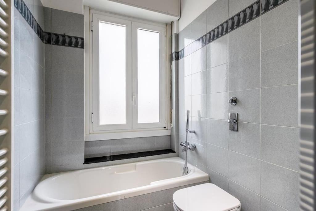 Comfort Suite In Milan Luaran gambar