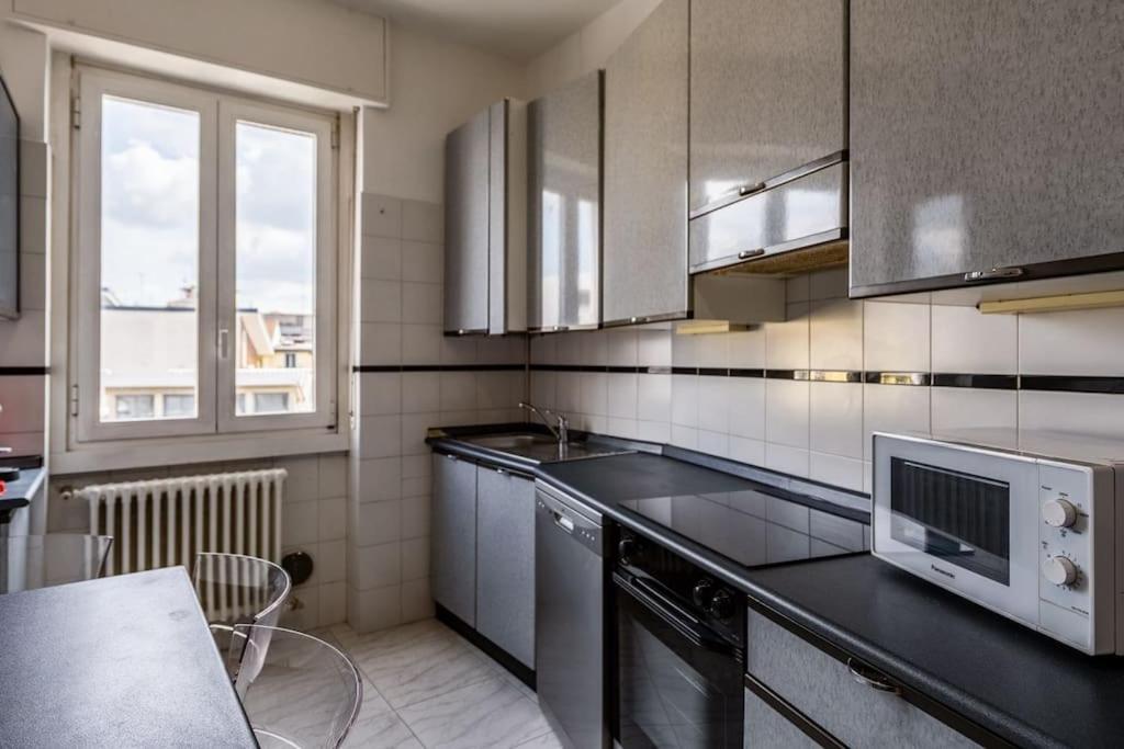 Comfort Suite In Milan Luaran gambar